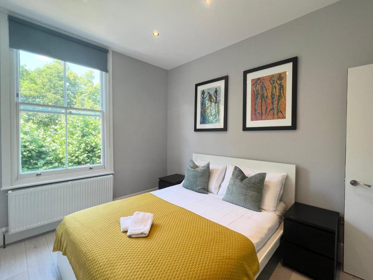 2 Bedroom Apartment In South Hampstead Londra Esterno foto